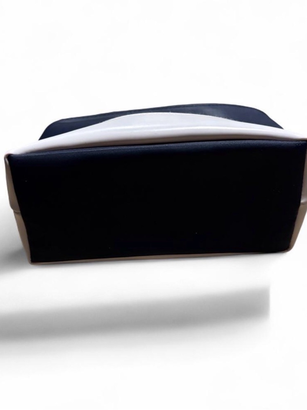 Dior Navy and White Cosmetic Case - Picture 7 of 8